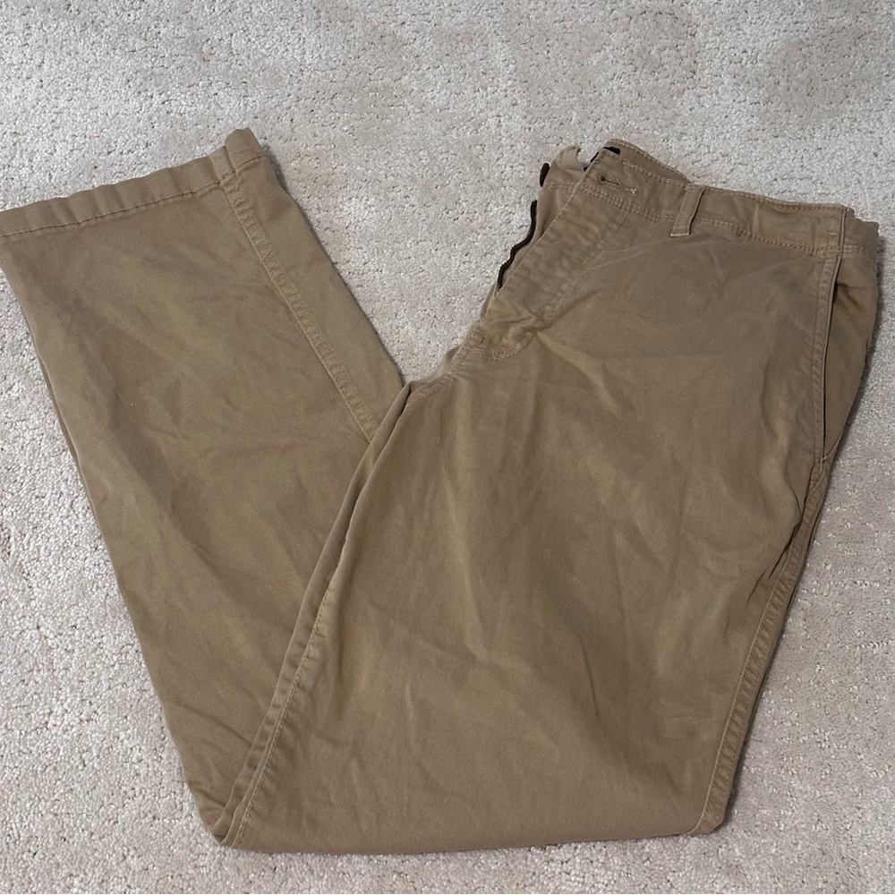 Men’s American Eagle Khaki Pants